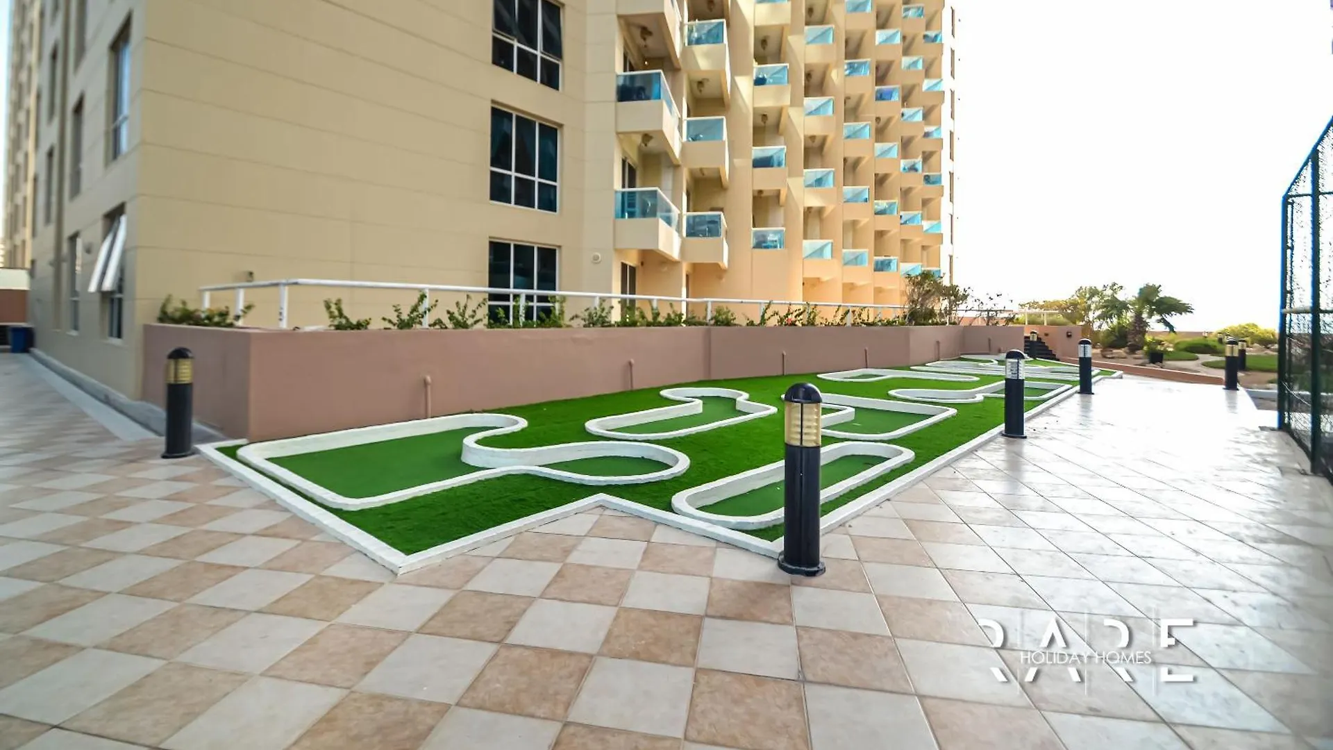 Rare Holiday Homes - The Crescent Tower - Impz - Dubai Production City - R705 ОАЭ